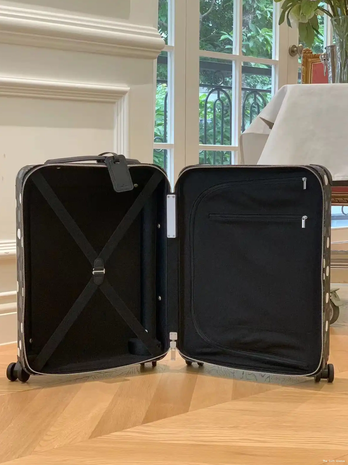 55 POLKADOT SUITCASE CUSTOM 37L YAYOI HORIZON CABIN 0615
